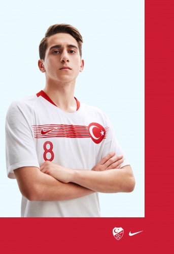 NIKE TÜRK MİLLİ TAKIMI’NIN YENİ FORMASINI TANITTI