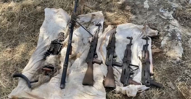 MSB: Pençe-Kilit Operasyonu Bölgesinde Teröristlere Ait Çok Sayıda Silah Ele Geçirildi