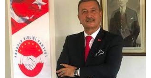 Başkan Yalçın: "Milletin Yakasından Düşün!"