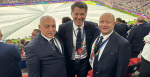 Büyükekşi, EURO 2024 Açılışı Öncesi FIFA ve UEFA Başkanları ile Bir Araya Geldi