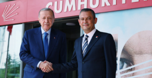 Cumhurbaşkanı Erdoğan, CHP Genel Başkanı Özel İle Görüştü